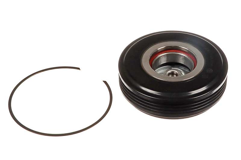 Magnetic clutch for air conditioning compressor